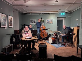 Lyrik und Jazz, Martin Hannemann liest Erich Kästner