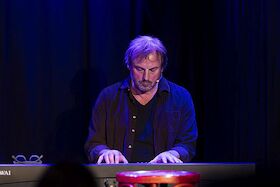 Was Warmes in Moll - Gastspielpremiere / Foyer
