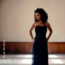 Lyambiko - My Favorite Christmas Songs