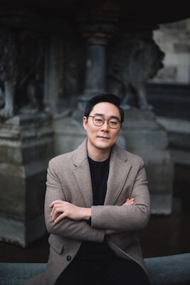 Jeongro Park präsentiert: - Ludovico Einaudi - Entouré par Schumann und Rachmaninoff!