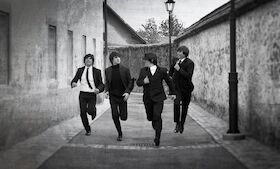 A Beatles Tribute - HELP!