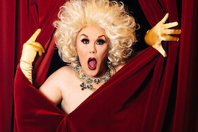 Elke Winter - Queen of Comedy