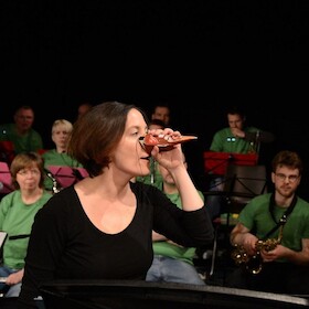 Kinderkonzert: BlueTrainOrchestra mit Heidi Lehnert und Benjamin Bochmann: „Kuno Knallfrosch“