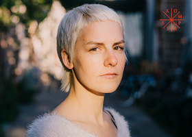 Helene Bukowski: Wer möchte nicht im Leben bleiben - Lesung und Gespräch mit Clara Kopfermann in der Reihe „Kompass: 8 Visionen“