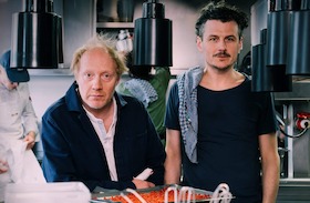 DAS RESTAURANT - Mit: Simon Schwarz und Manuel Rubey