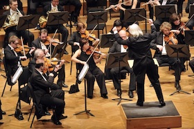 Antonín Dvořák, 9. Sinfonie - "Aus der Neuen Welt" sowie P. Tschaikowski, "Romeo und Julia" - Ouvertüre