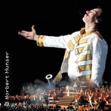 Queen Classical mit der Band MerQury, großem Orchester & Chor