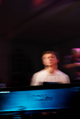 'CIRCUITS' RELEASE CONCERT: Paul Janoschka Trio // feat: Frankfurts Finest - Album Release Concert