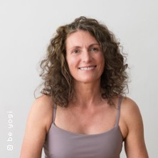 Somatic Shake & Breathwork