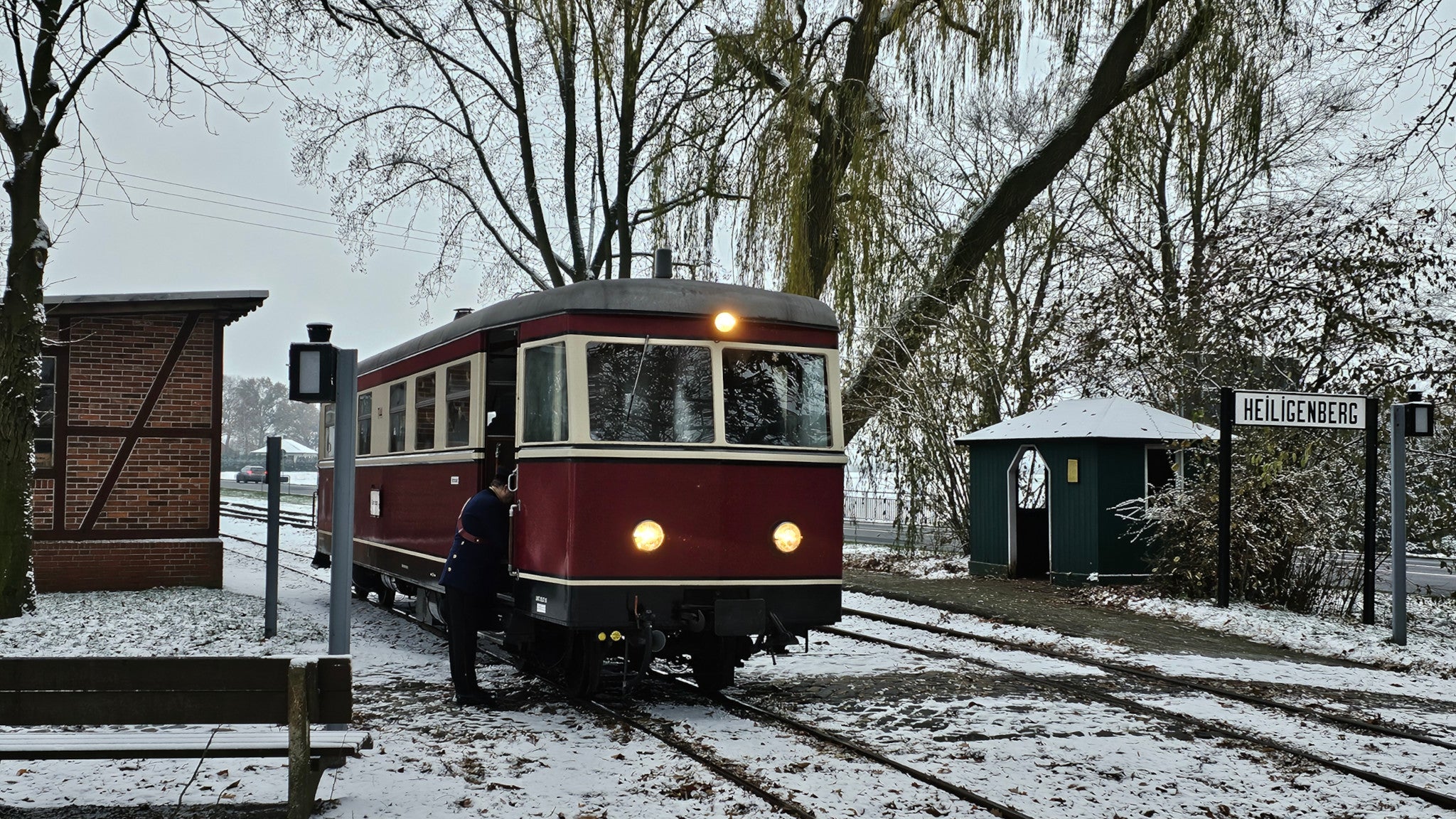 Nikolausfahrt mit dem Dieselzug (Hin- und Rückfahrt)