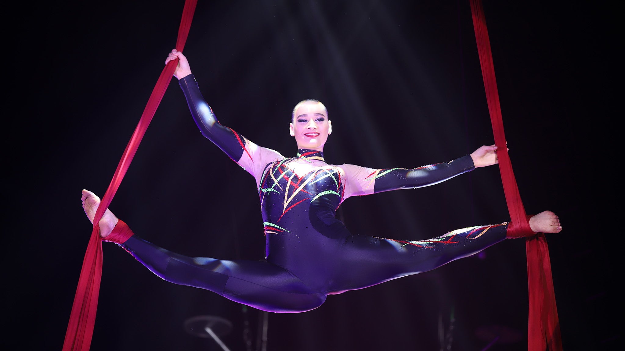 Trierer Weihnachtscircus - EISZEIT - CIRCUS ON ICE