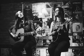 Jenn Butterworth & Laura-Beth Salter - Scottish folk music