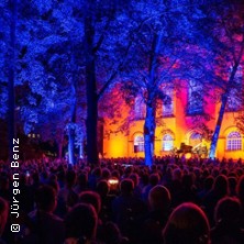 Open Air im Kirchpark - mit Charlotte & Friedrich Thiele