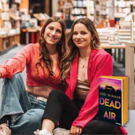 Live-Podcast #Ausgelesen mit Josi Wismar & Sarah Grund zu „Dead Air"