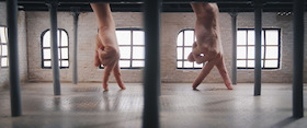 Du Bout Des Doigts - Eine Miniaturreise durch die Geschichte des Tanzes