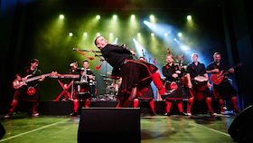 RED HOT CHILLI PIPERS - Back To Roots Tour 2026