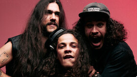 Red Mess - Support : Sandkamper // Gaias Demise