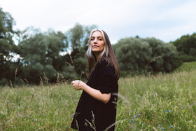 Fiona Grond: Hearts Wide Open
