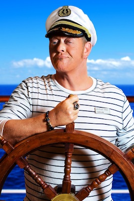 „UNTER KREUZFAHRERN - Captain Comedy legt ab!“