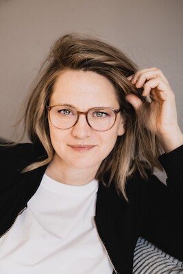 Lesung mit Eva Lohmann "Etwas Leichtes"