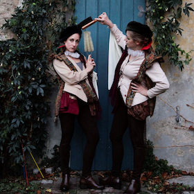Brush up your Shakespeare Folge 1 – Ende Gut Alles Gut - mit Aischa-Lina Löbbert und Laura Remmler