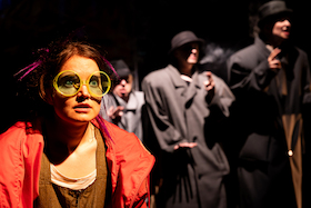 „Momo“ | nach dem Klassiker von Michael Ende - Consol Theater | für alle ab 8 Jahren
