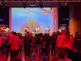 Linedance Christmas Party - mit der Purling Brooks Band