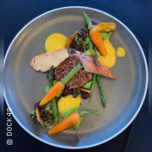Alte Schule trifft neue Küche