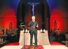 Adventskonzert mit Oswald Sattler