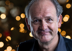 Auf den Flügeln der Musik - Weihnachten in der Volksbühne - Mit Michael Quast und Musikerinnen und Musikern der Kronberg Academy