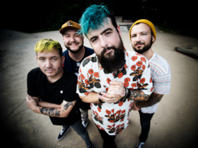 Indecent Behavior - Living Concerts präsentiert: