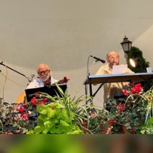 DIE ZWEI