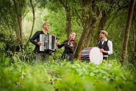Balkan-Ball mit ZAKUSKA & Bettina Pinkert
