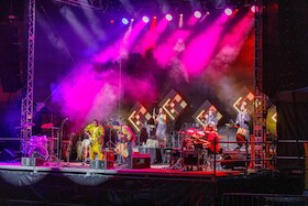 Karibische Nacht mit Konzert von Drums United & Silent Disco