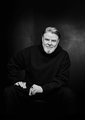 IC FALKENBERG singt Songs von IC FALKENBERG – aktustisch