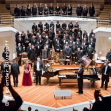 Orff: Carmina Burana für Solisten, Chor, 2 Klaviere und Schlagwerk