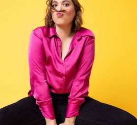 Fee Brembeck - mit „How to Frau – Das Tutorial, nach dem niemand gefragt hat“