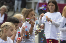 Herrenberger Kinder singen - Sommerfarben Herrenberg