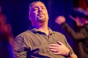 Buchi trifft… Eros Amaretti - Una notte italiana!
