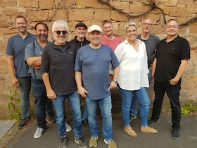 TEN OF A KIND - 30 Jahre! Live im Hofgarten
