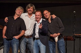 Kultur im Freien - Patrick Bopp "Aus voller Kehle für die Seele“ mit „Unsre kleine Band“