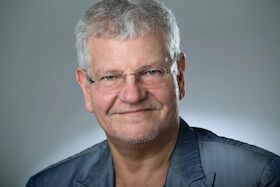 Werner Koczwara - Einer Flog übers Ordnungsamt