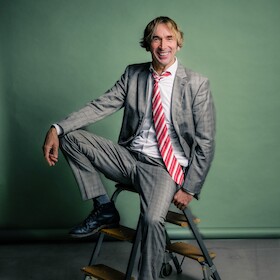 LACHEN MACHEN von und mit ARND SCHIMKAT alias Arthur Senkrecht