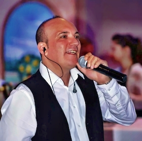 ITALIENISCHER ABEND (Live-Music, Dance & Dine mit Giuseppe)