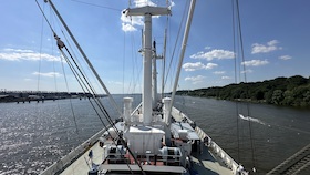 Sommer Brunchfahrt auf der Elbe HAMBURG - HAMBURG