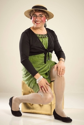 Inge Borg - Ausziehen! Wieso, ich wohn doch hier.