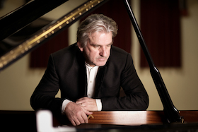 Nürnberger Symphoniker - Barry Douglas (Klavier), Jonathan Darlington (Dirigent)