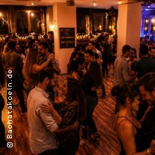 Studenten Salsa Bachata Party