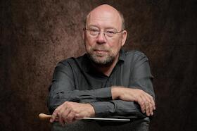 Mozart meets Shakespeare / Ein Abend voller Klangpoesie, Abwechslung und zeitloser Schönheit - Sinfoniekonzert: Nordwestdeutsches Sinfonieorchester, Dirigent Marcus Prieser