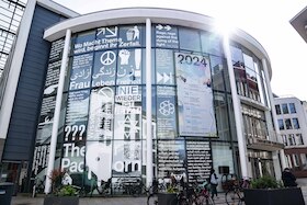 Volkstheater– Der rechte Angriff auf die Kunstfreiheit